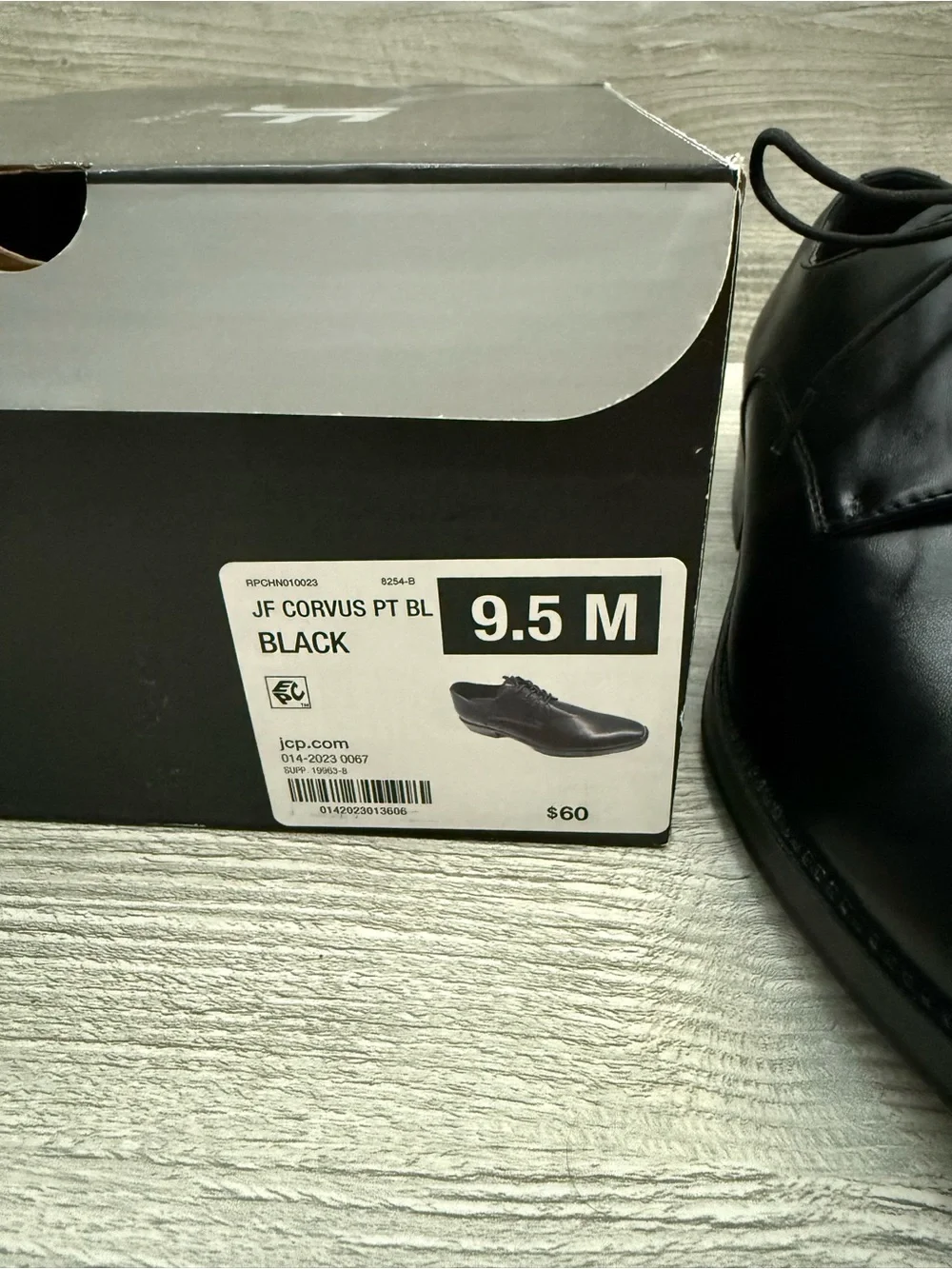 J F Corvus Classic Black Derby Shoes - Men's Dress Oxfords size 9.5